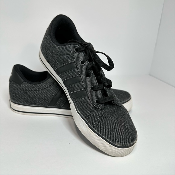 Adidas Mens Daily 2.0 Sneakers Charcoal Grey Denim Lace Up Low Top Shoes Size 7 - Picture 1 of 10